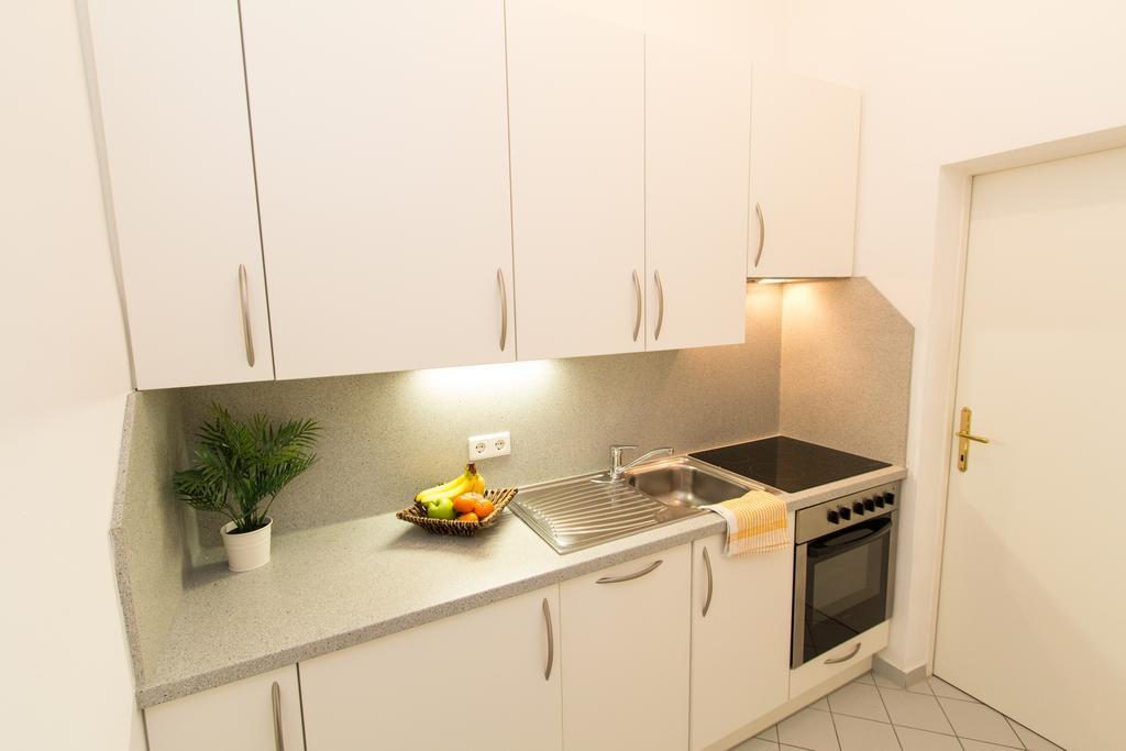 Checkvienna - Lassallestrasse Room photo